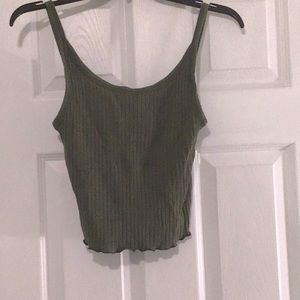 old navy green ribbed tank top with lettuce trim, size small petite